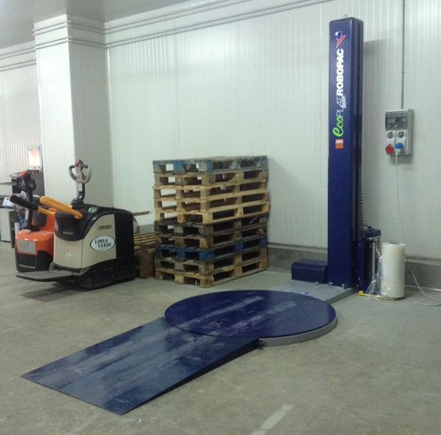 Ecoplat CG.jpg Fasciapallet con rampa - Industria prodotti ittici - Salerno
